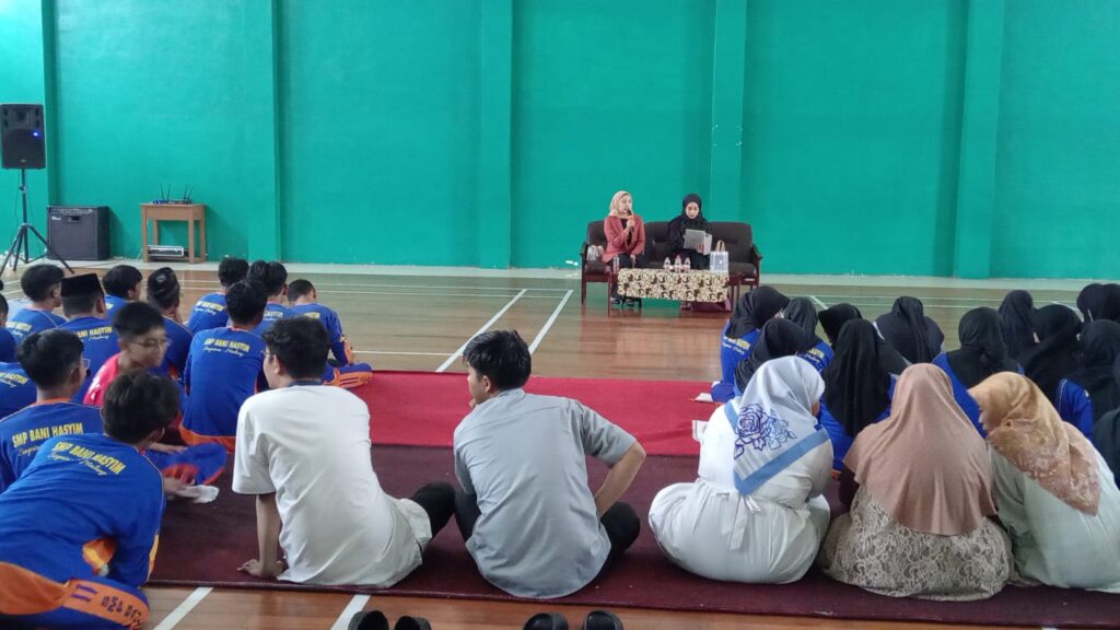 Talkshow Pengembangan Diri Mencetak Generasi Percaya Diri dan Berprestasi di SMPI Bani Hasyim
