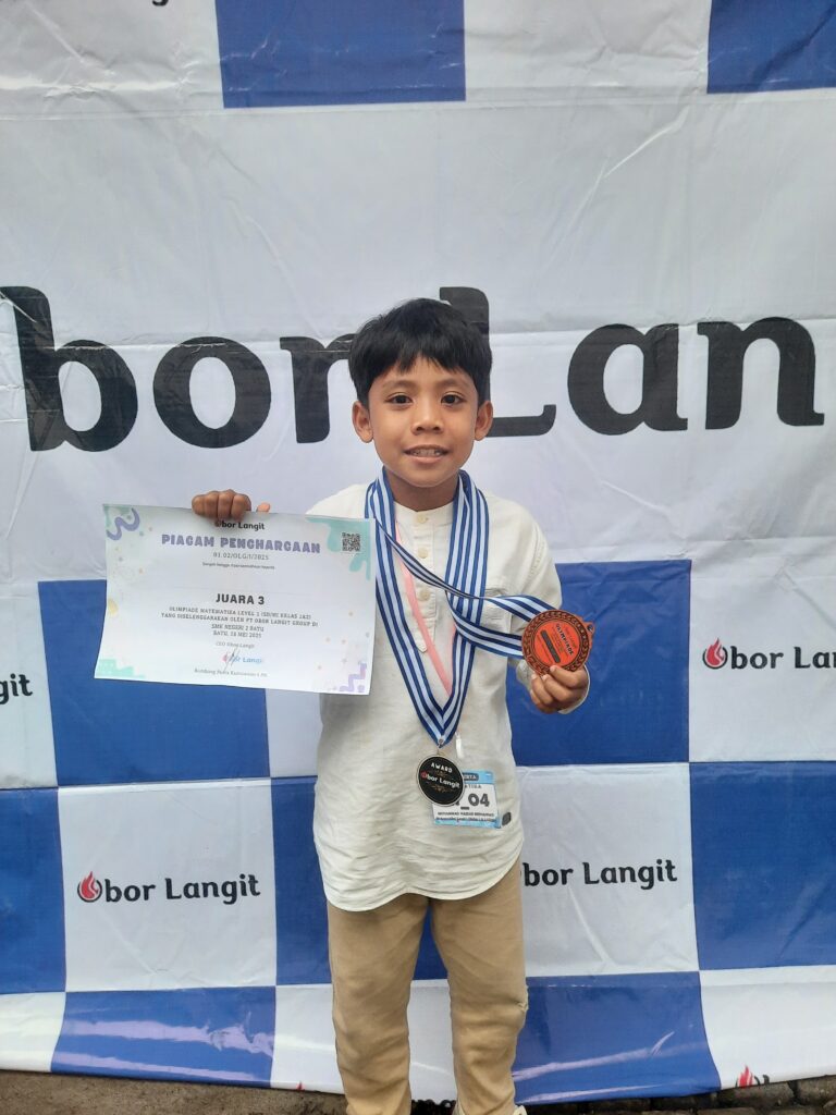 Haidar Brihaspati, Siswa Bani Hasyim Raih Juara 3 dalam Olimpiade Obor Langit
